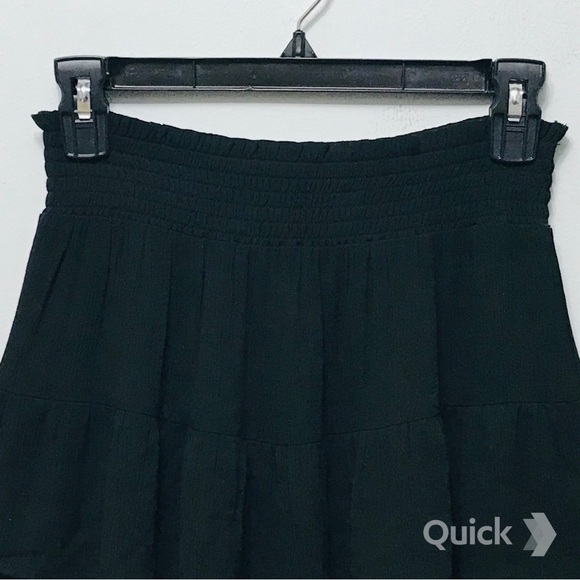 S - New Joe B Sage Elastic-Waist Mini Skirt - Picture 2 of 11